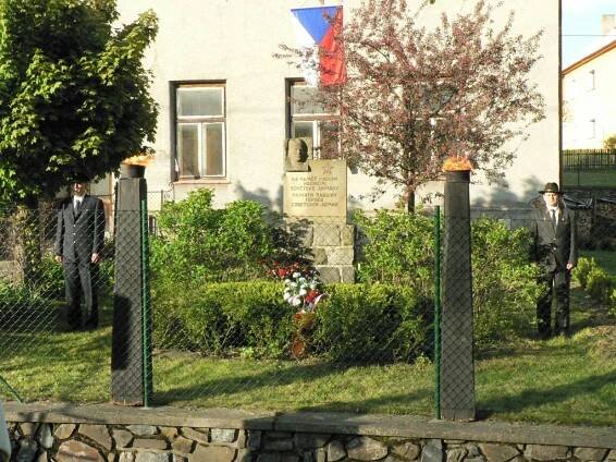 Oslava 70. výročí osvobození - Oslava 70. výročí osvobození - Oficiální stránky obce Jindřichov