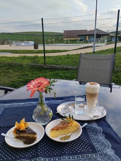 Restaurace - Wellness Resort Rybníček - Blatnice pod Svatým Antonínkem