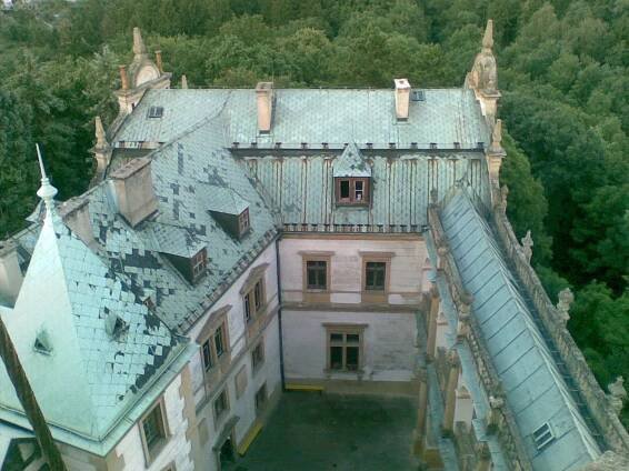 Soubor:StranovCourtyard.jpg – Wikipedie
