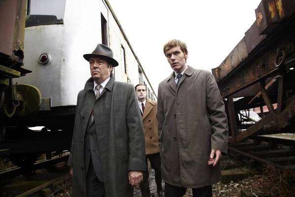 Endeavour - Fuga - Z filmu - Roger Allam, Jack Laskey, Shaun Evans