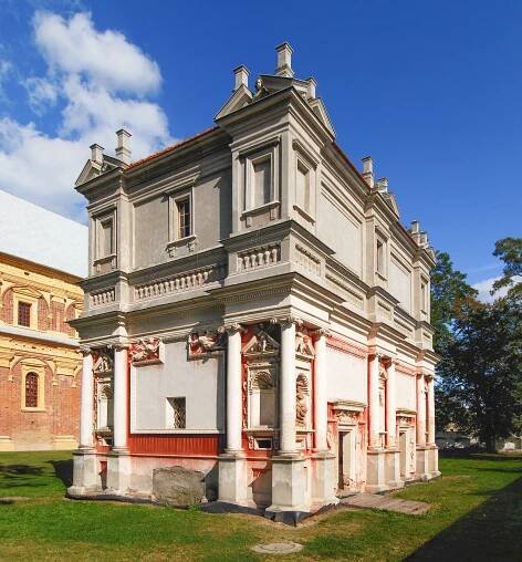 Loreto House, Gołąb