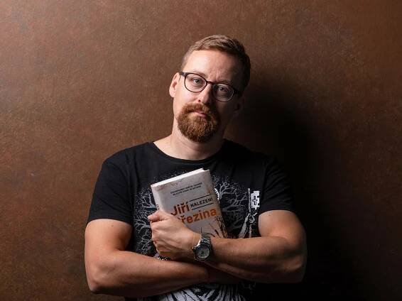 Jiří Březina: Čtenář detektivek by měl na konci cítit, že zlo dostalo co proto