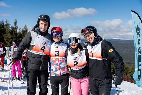 Vlastimil Vlášek (Česká televize), Tomáš Budka (Česká televize), Kateřina Nekolná (Česká televize), Jiří Rejman (Česká televize)