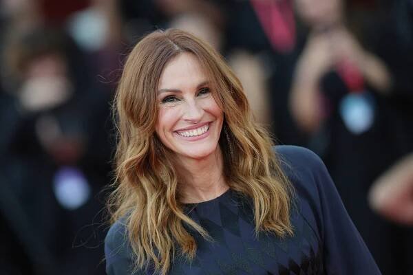 Julia Roberts, Andrew Garfield Shock Venice at After the Hunt Premiere