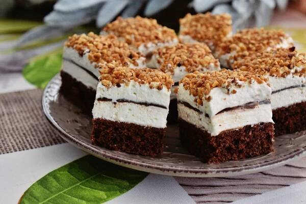 Děti ho zbožňují: Poctivý recept na super snadný dort Kinder Maxi King, po kterém se budete olizovat až za ušima! TOP recept