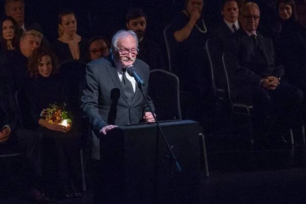 Smutná premiéra pohádky Čertí brko: Tvůrci uctili památku zesnulého kolegy!