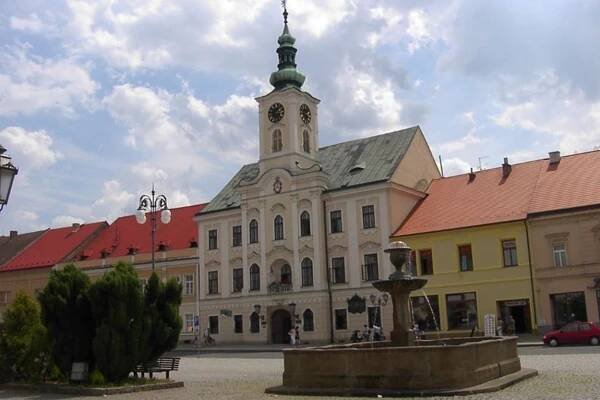 Město Rokycany hledá stavaře. Nabízí náborový příspěvek 40 000 Kč