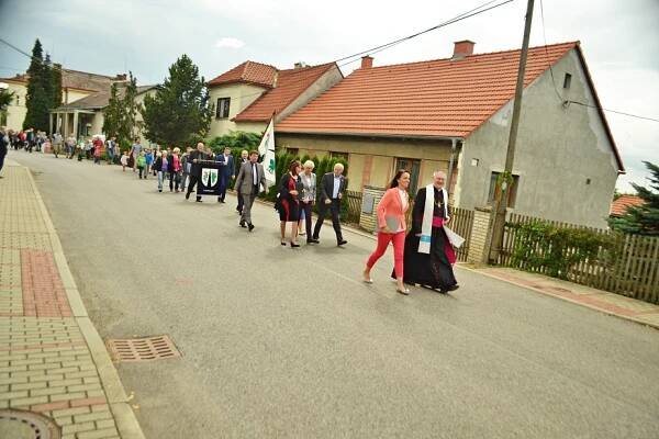 Oslavy 960 let obce - Oficiální stránka obce Trnovany