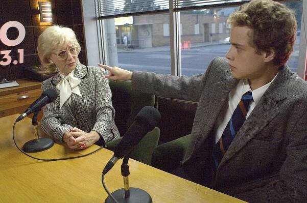 Občan Duane - Z filmu - Rosemary Dunsmore, Douglas Smith