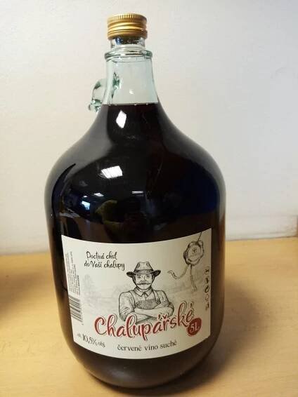 Chalupárské víno suché červené 5 l