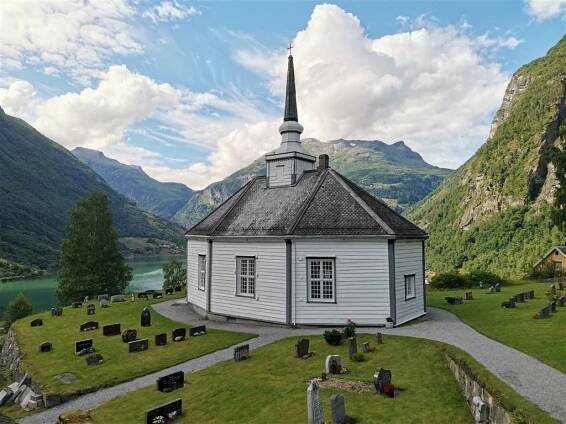Krajinou fjordů a vikingů  - okruh Skandinávií 34