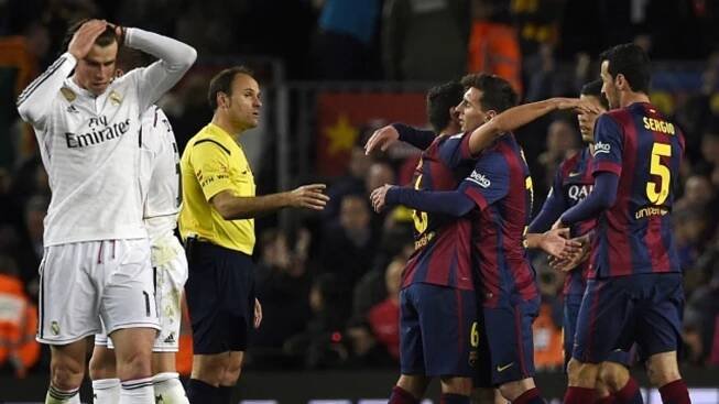 Barcelona v El Clásicu porazila Real a ligu vede o čtyři body