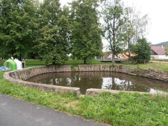 Horní Chrášťany - Oficiální stránky městyse Lhenice