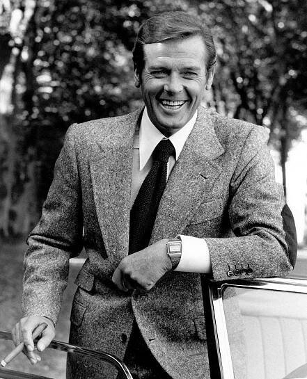 This Fan's Heartwarming Story About Roger Moore is Going Viral
