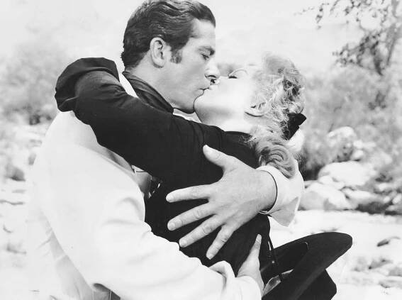 Doktorka ze Santa Fé - Z filmu - Dana Andrews, Greer Garson