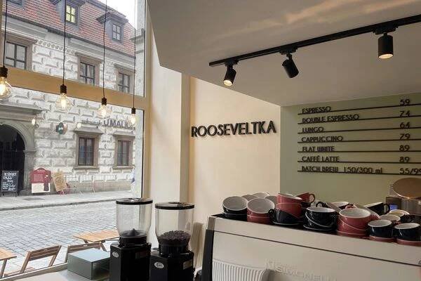 Rooseveltka kavárna foto 1