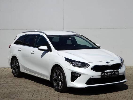 KIA Ceed 1.6 CRDi 100kW 7DCT Premium - Autobond Group