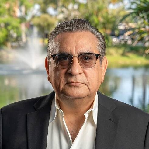 About Robert Finvarb Companies | Leadership & Vision