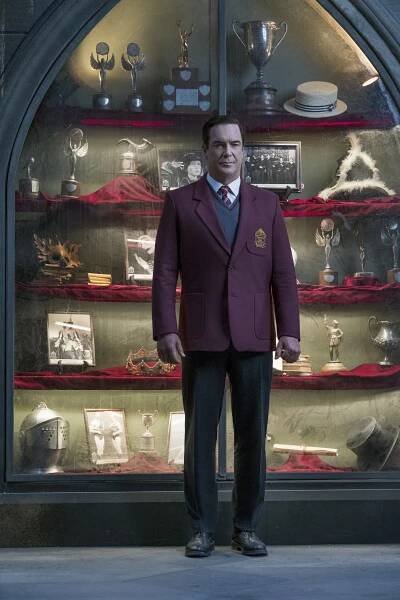 Řada nešťastných příhod - Strohá akademie: 1. část - Z filmu - Patrick Warburton