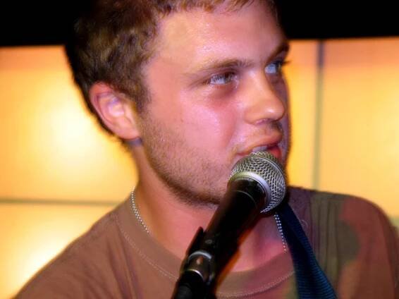 Michael Pitt