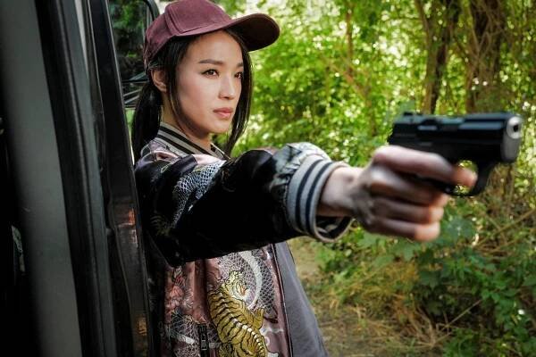 Dobrodruzi - Z filmu - Qi Shu