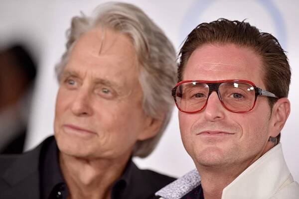 Tvrdé drogy a vězení. Cameron Douglas se ze všeho vyhrabal a chce dostát herecké tradici - galerie | Život v Česku
