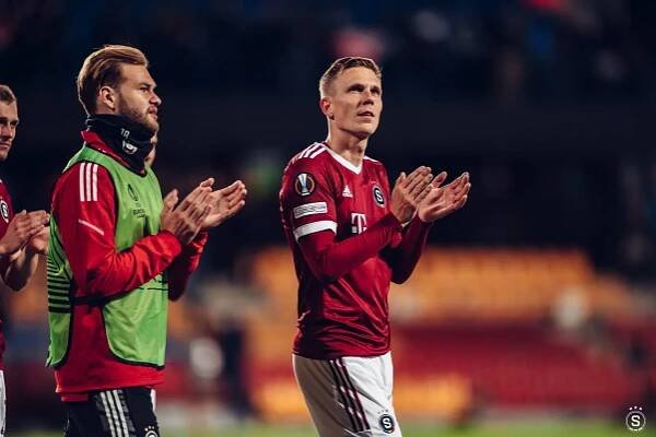 Statečný boj s Lyonem body nepřinesl | sparta.cz