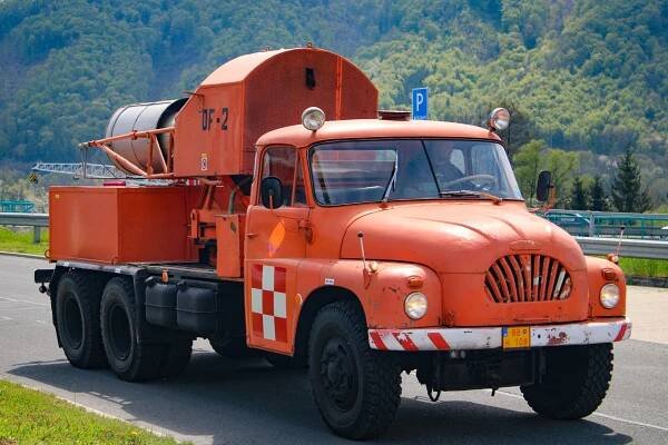 XXXIII. Stretnutie generácií Banská Bystrica – veľký fotoalbum: časť 2. | Slovenská autobusová doprava Zvolen, a.s.