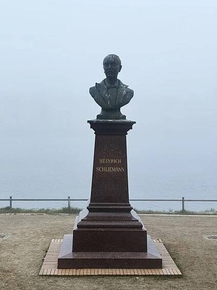 Heinrich Schliemann – Wikipedia