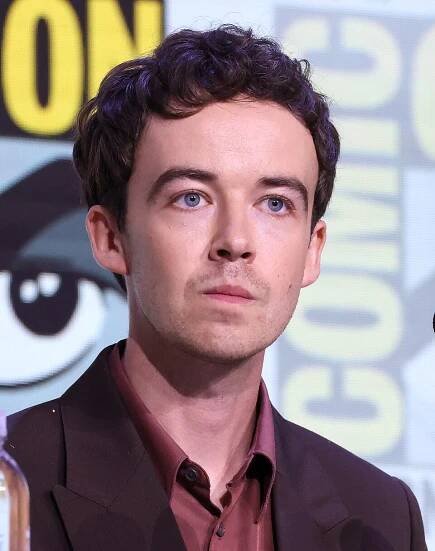 Alex Lawther – Wikipedia