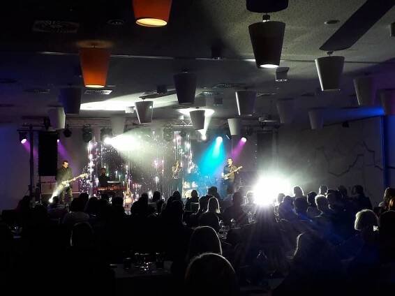 PARILLA SOUND - Eventy, Koncerty, Spoločenské akcie - Hotel Astrum Levice-Vianočný koncert Zuzany Smatanovej