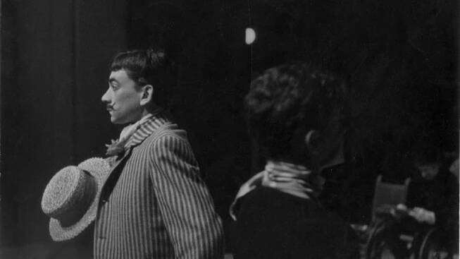 Petr Čepek a Bohuslav Čvančara v inscenaci Milenci z kiosku,  1962 | foto: František Krasl,  Divadlo Petra Bezruče