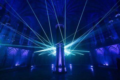 Seb Lee-Delisle’s Polaris took over the Lincoln Cathedral’s Chapter House in the twilight hours of the event with state of the art lasers and original music | Frequency Festival | Threshold Studios and Arts Council England | STIRworld