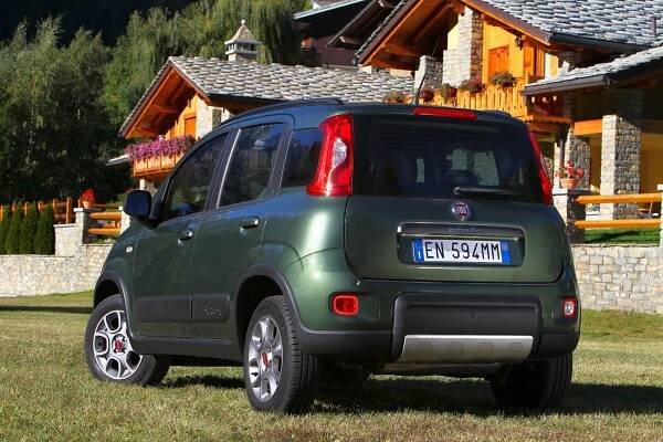 Fiat Panda 4x4 a Trekking: do víru vášní | Automobil Revue