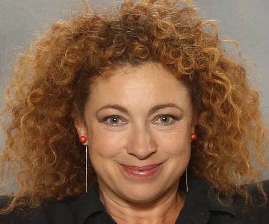 Alex Kingston Biography - Facts, Childhood, Family Life & Achievements of English Actress