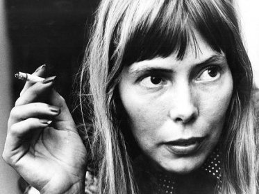 The paradoxical moods of Joni Mitchell’s Court and Spark