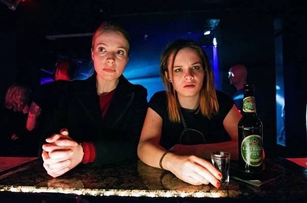 Místo činu - Land in dieser Zeit - Z filmu - Anna Brüggemann, Jasna Fritzi Bauer