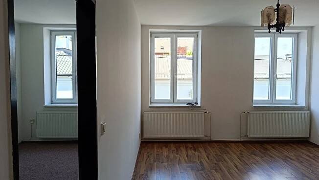 Pronájem Byt 3+1, Jeremenkova, Ostrava - Vítkovice