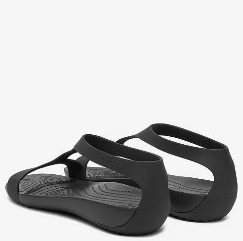 
                Sandály Crocs ČERNÁ - 5904862340951