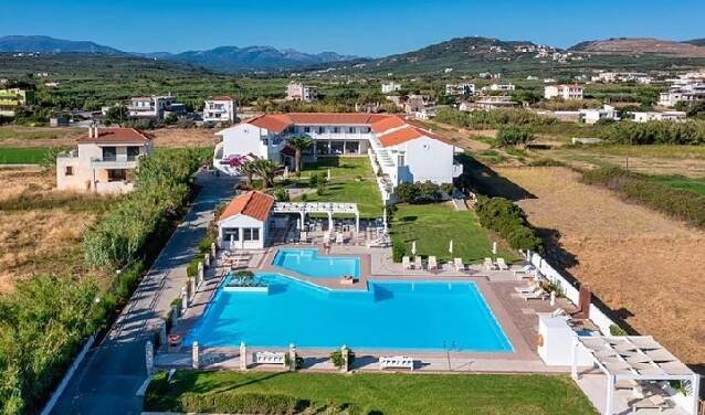 Mrs Chryssana Beach Hotel