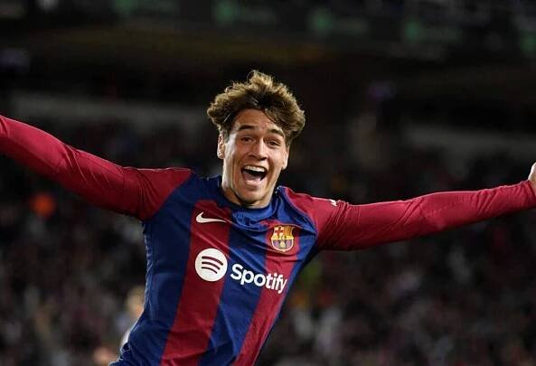 Chelsea complete Marc Guiu signing from Barcelona