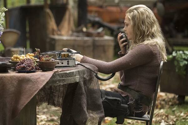 Prvních 100 - Série 5 - Eden - Z filmu - Eliza Taylor