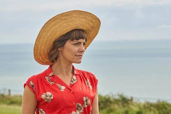 The Serial Killer's Wife - Episode 2 - Z filmu - Annabel Scholey