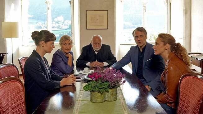 Antonia Breidenbach, Marita Breuer, Thomas Thieme, Stefan Rudolf, Chiara Schoras - Der Bozen-Krimi - Familienehre - Z filmu