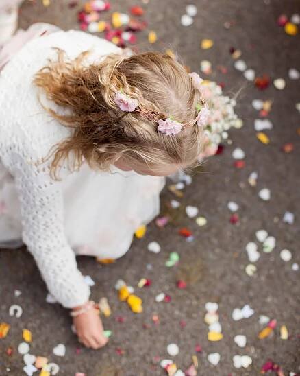 Natural Wedding Photographer - Esmé Robinson