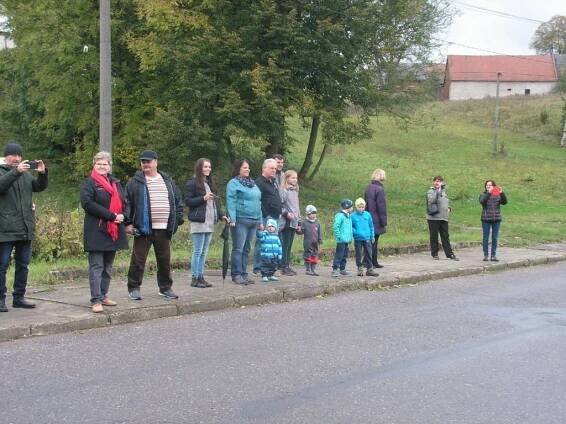 750 let - Svěcení praporu a lípy - Oficiální stránky obce Krasíkov