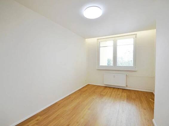 Pronájem bytu 3+1 80 m2 Jiránkova, Praha - Řepy - bez provize