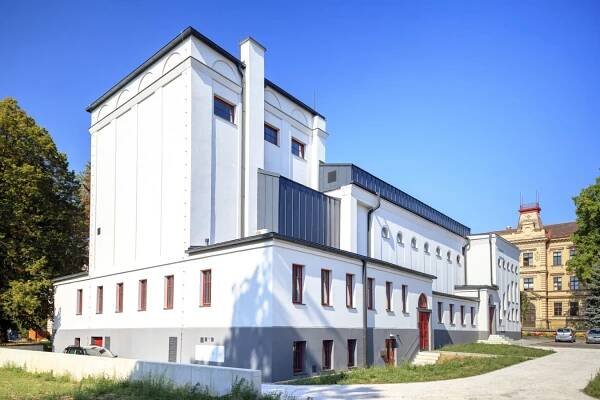 Historie / současnost