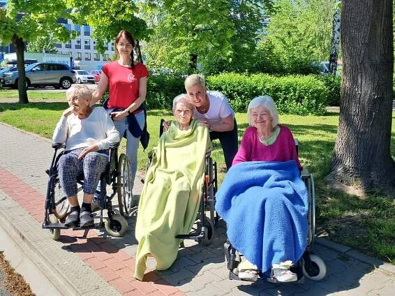 Dubnové procházky po okolí ALZHEIMER HOME Ostrava | Alzheimer Home