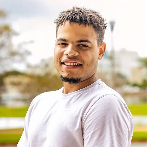Kobe McCloud - Poynter